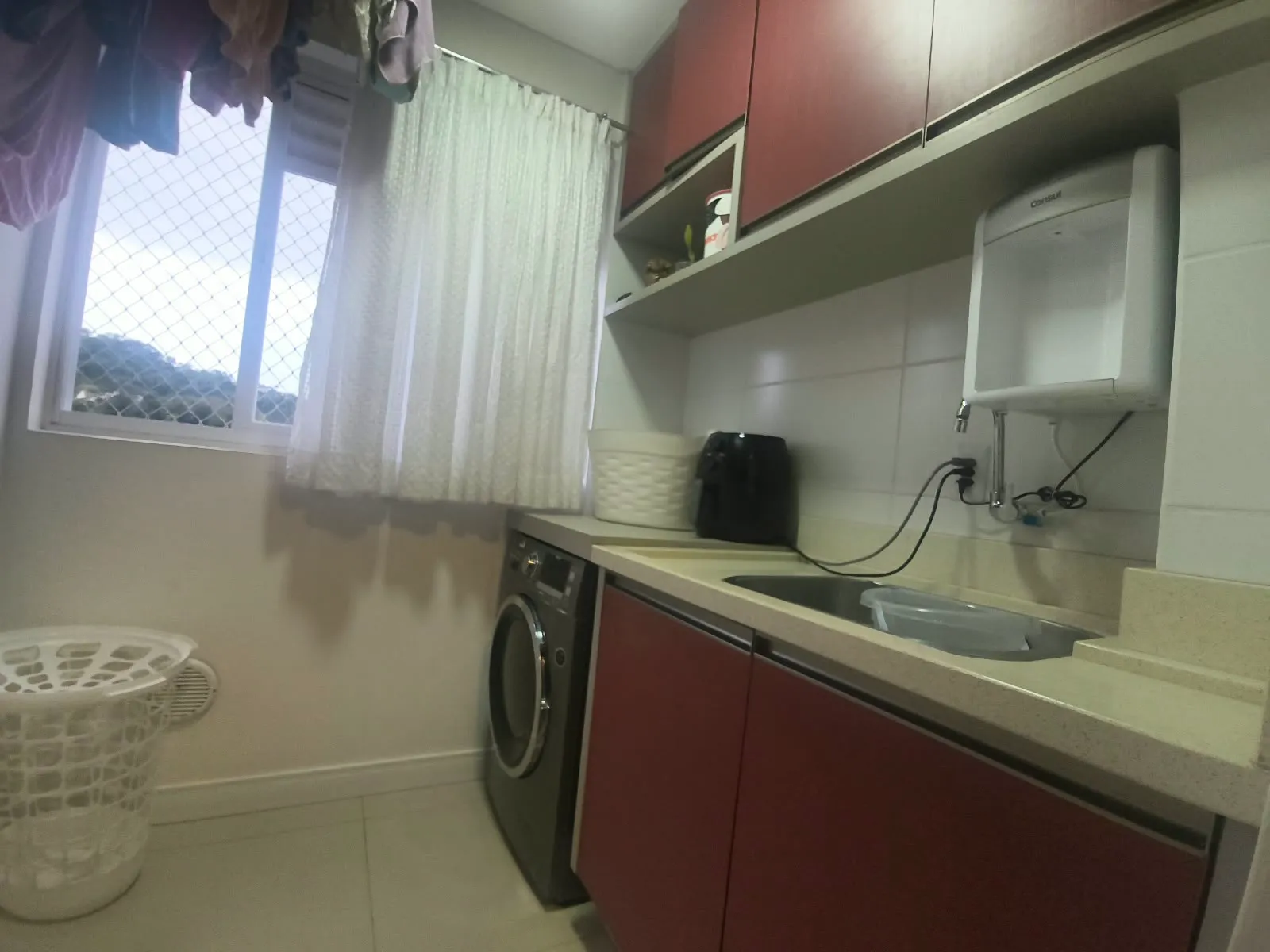 Apartamento à venda com 2 quartos, sendo 1 suíte, 1 vaga, 60m² no Garcia, Blumenau