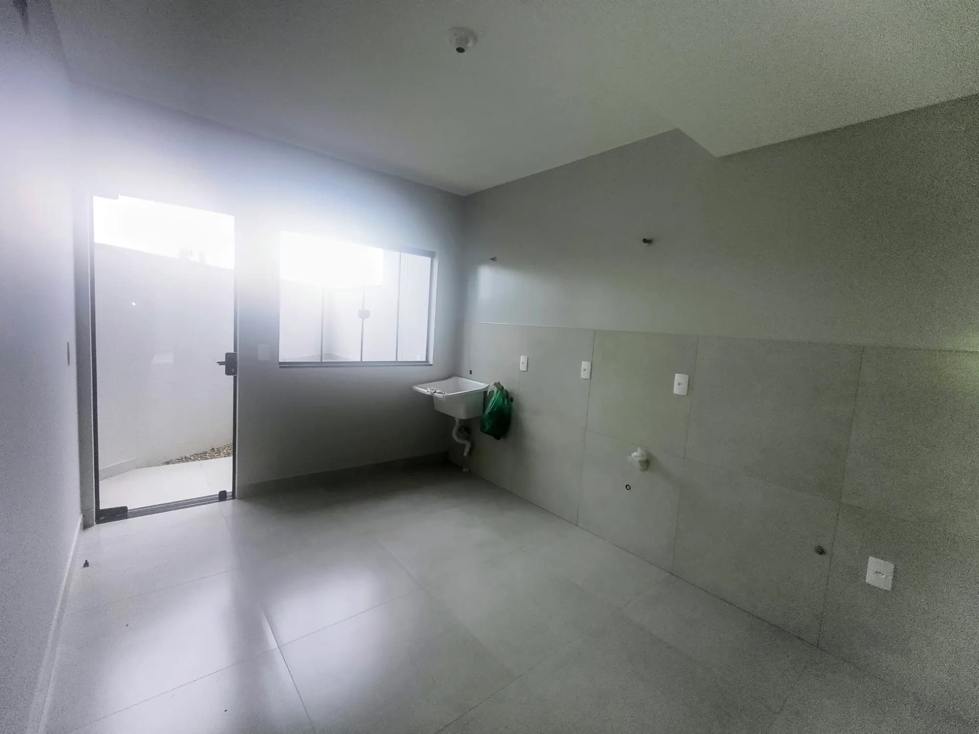 Casa à venda com 2 quartos, 1 vaga, 66m² na região do bairro Velha, próximo à Rua Governador Jorge Lacerda, Blumenau