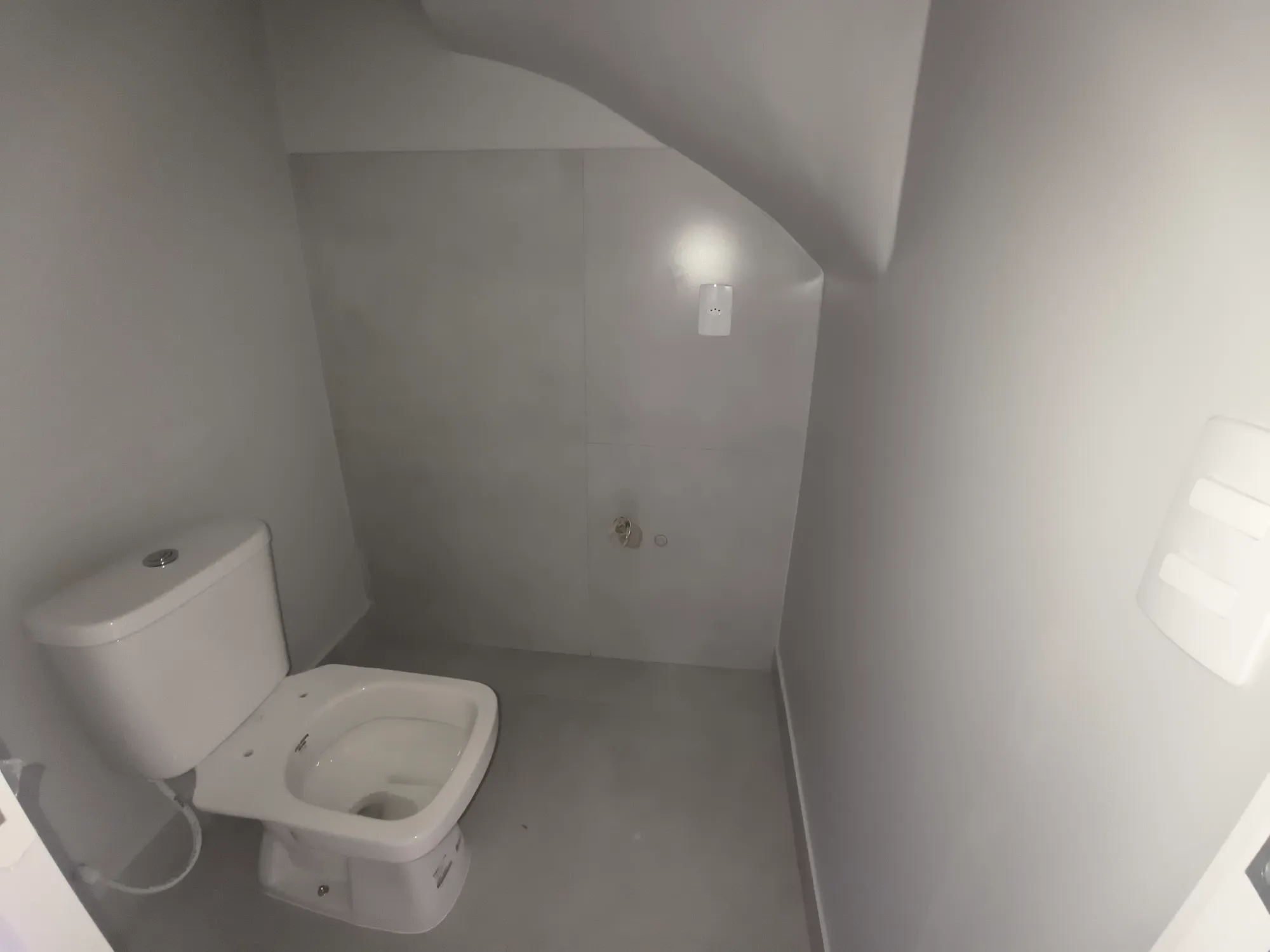 Casa à venda com 2 quartos, 1 vaga, 66m² na região do bairro Velha, próximo à Rua Governador Jorge Lacerda, Blumenau
