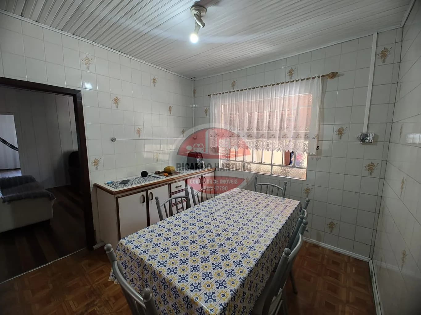 Casa à venda com 11 quartos, 4 vagas, 1170m² no Garcia, Blumenau