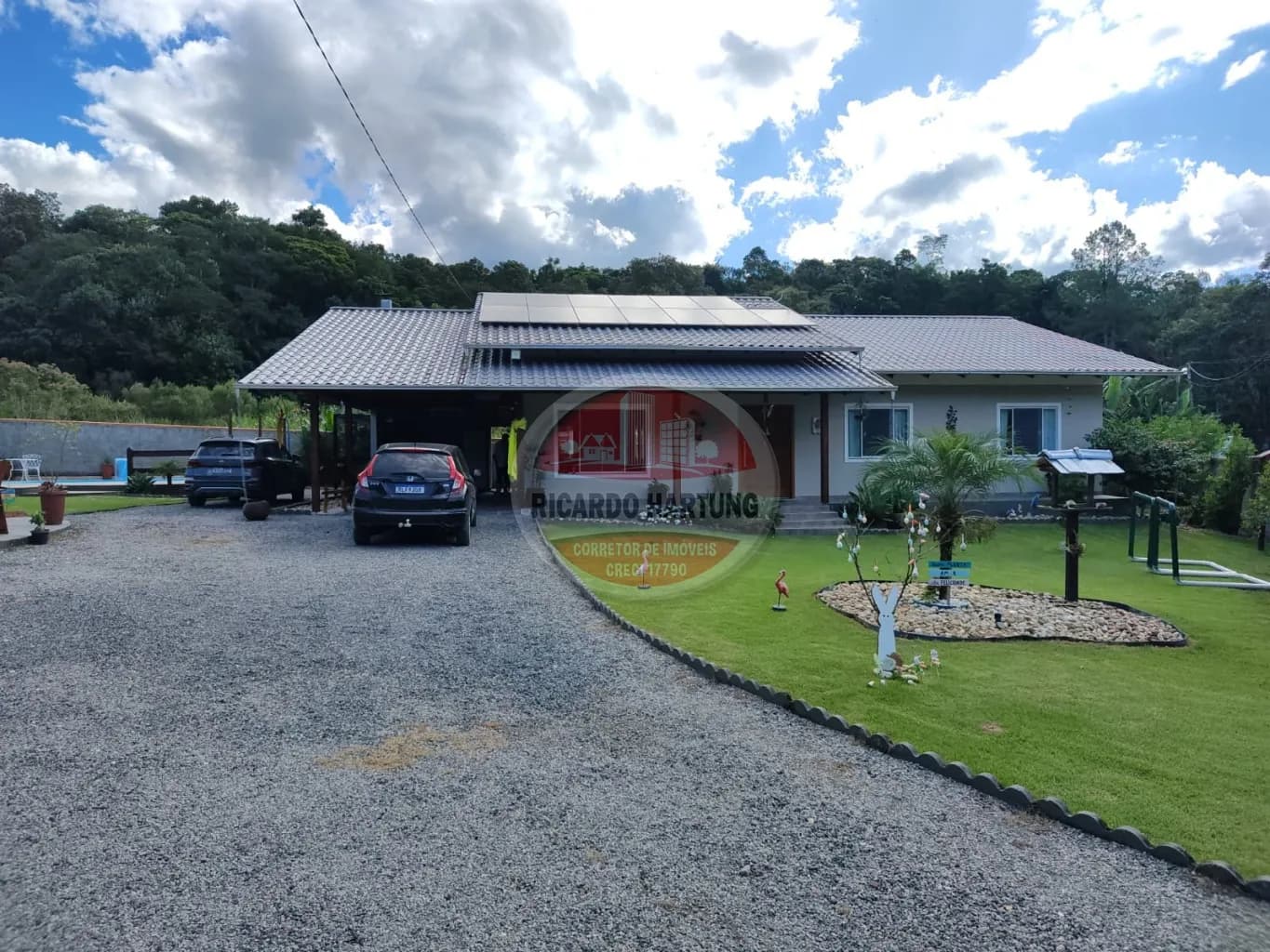 Foto de Imóvel Rural à venda com 4 quartos, sendo 2 suítes, 2 vagas, 1100m² no Gaspar Alto, Gaspar
