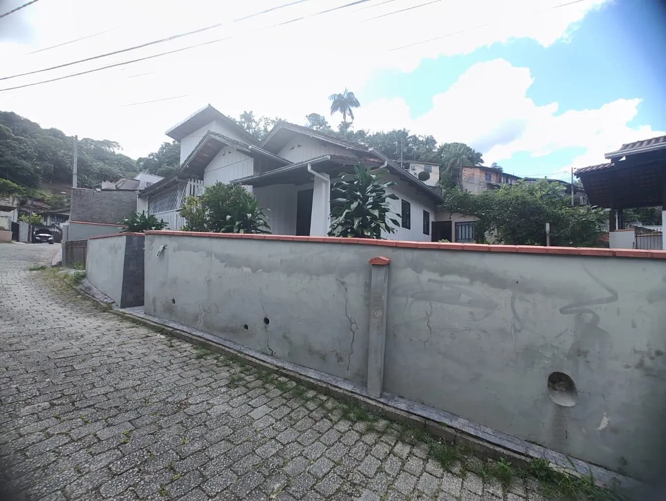Casa à venda com 4 quartos, 2 vagas, 308m² no Glória, Blumenau