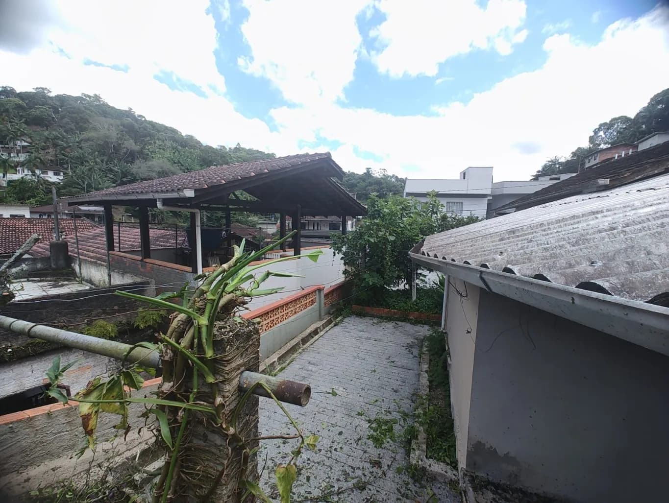 Casa à venda com 4 quartos, 2 vagas, 308m² no Glória, Blumenau