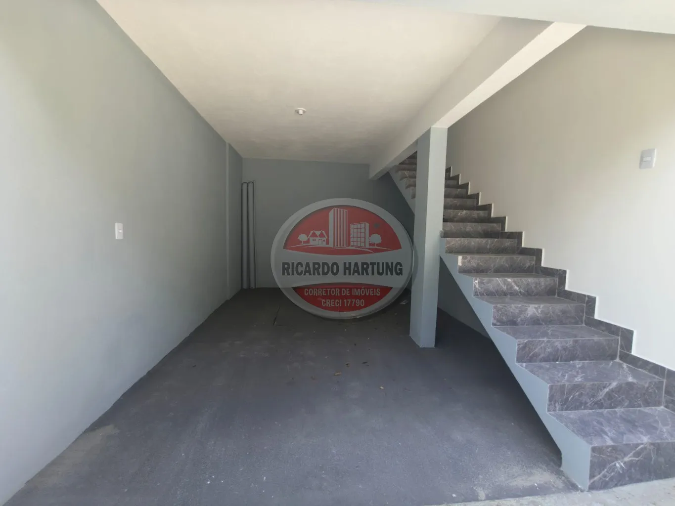 Casa à venda com 2 quartos, 1 vaga, 75m² no Progresso, Blumenau