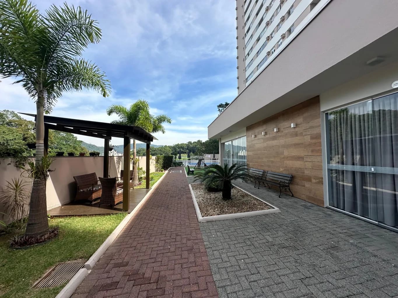 Apartamento à venda com 2 quartos, sendo 1 suíte, 1 vaga, 72m² no Velha, Blumenau