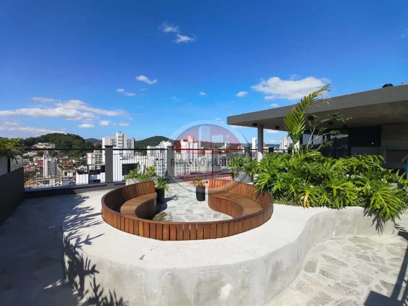 Apartamento à venda com 1 quarto, sendo 1 suíte, 1 vaga, 57m² no Vila Nova, Blumenau
