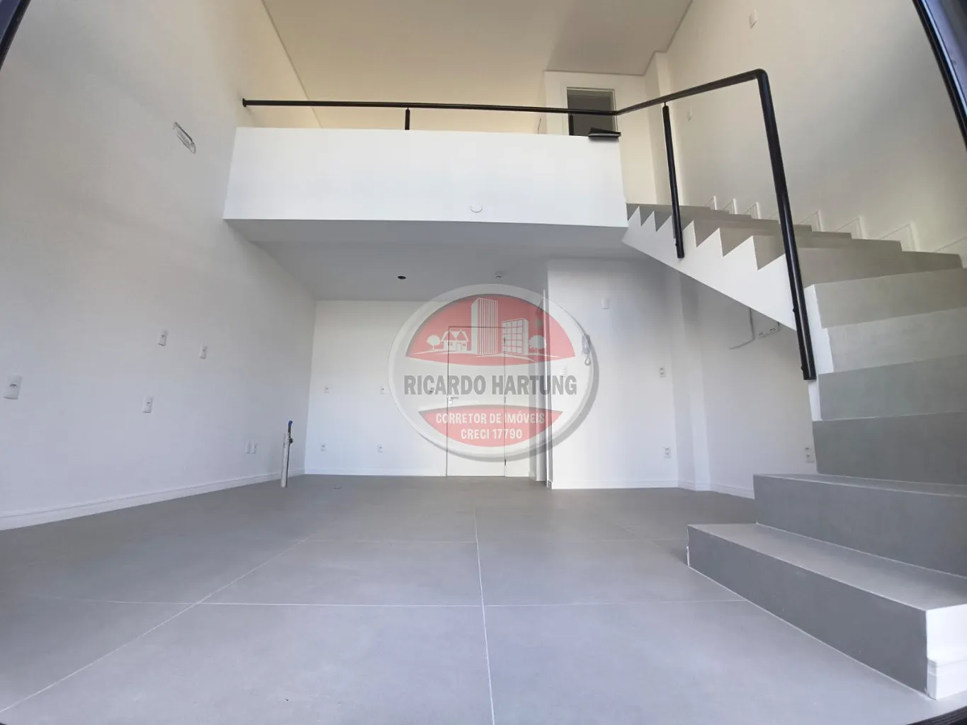Apartamento à venda com 1 quarto, sendo 1 suíte, 1 vaga, 57m² no Vila Nova, Blumenau