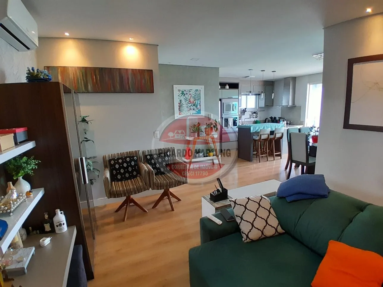 Apartamento à venda com 3 quartos, sendo 1 suíte, 2 vagas, 111m² no Itoupava Norte, Blumenau