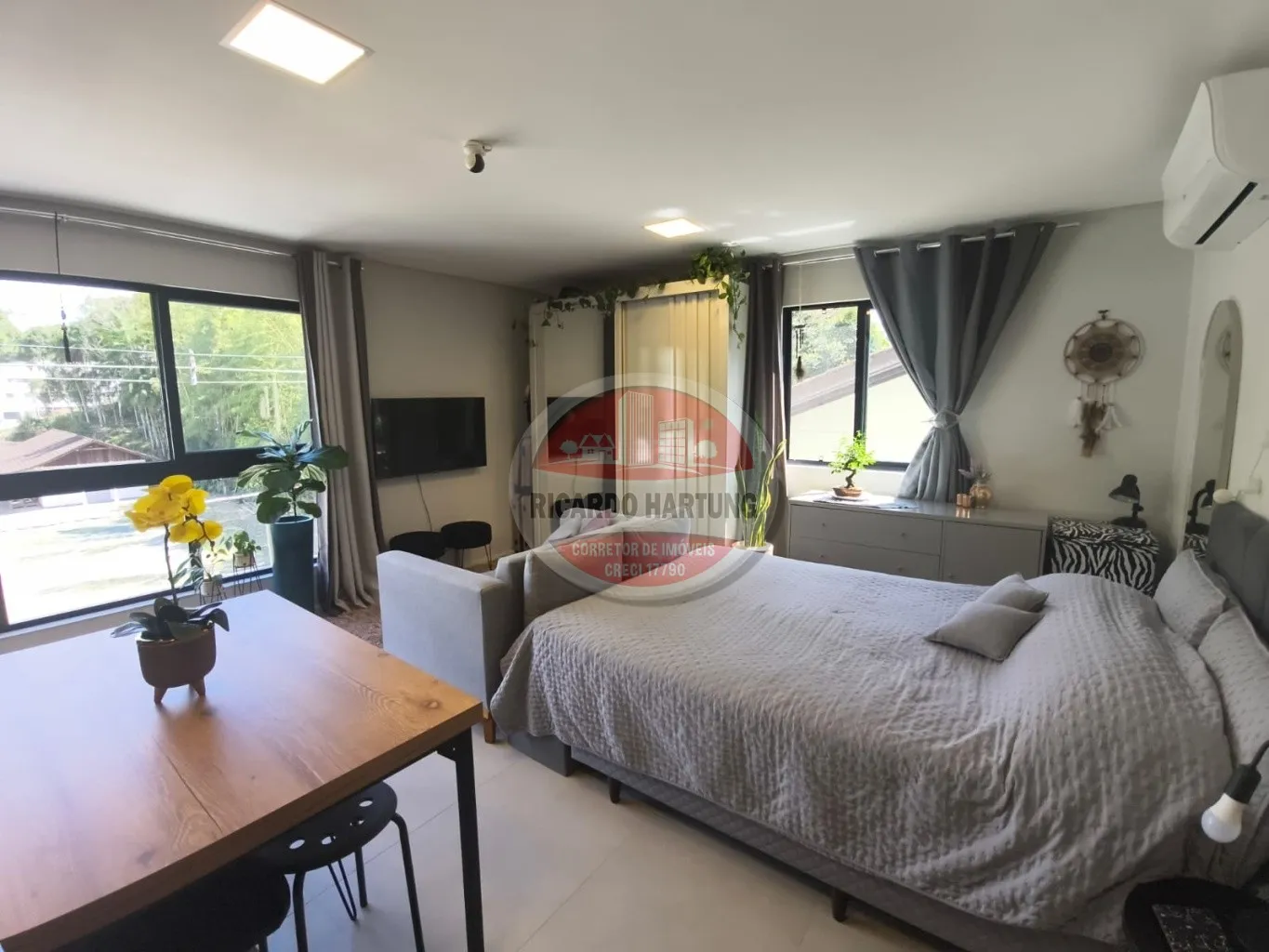 Apartamento à venda com 1 quarto, sendo 1 suíte, 1 vaga, 32m² no Boa Vista, Blumenau