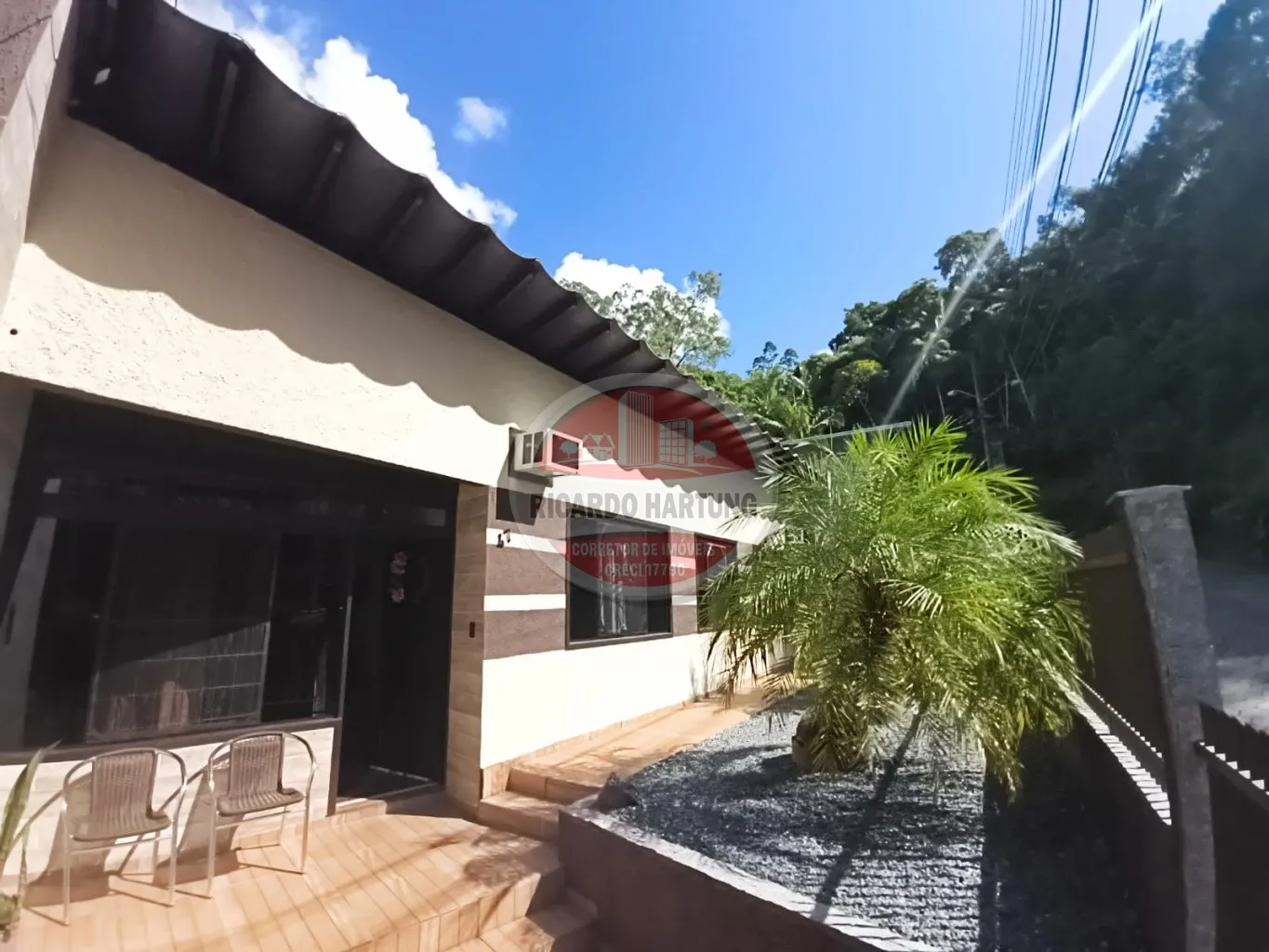 Casa à venda com 5 quartos, 3 vagas, 350m² no Valparaiso, Blumenau