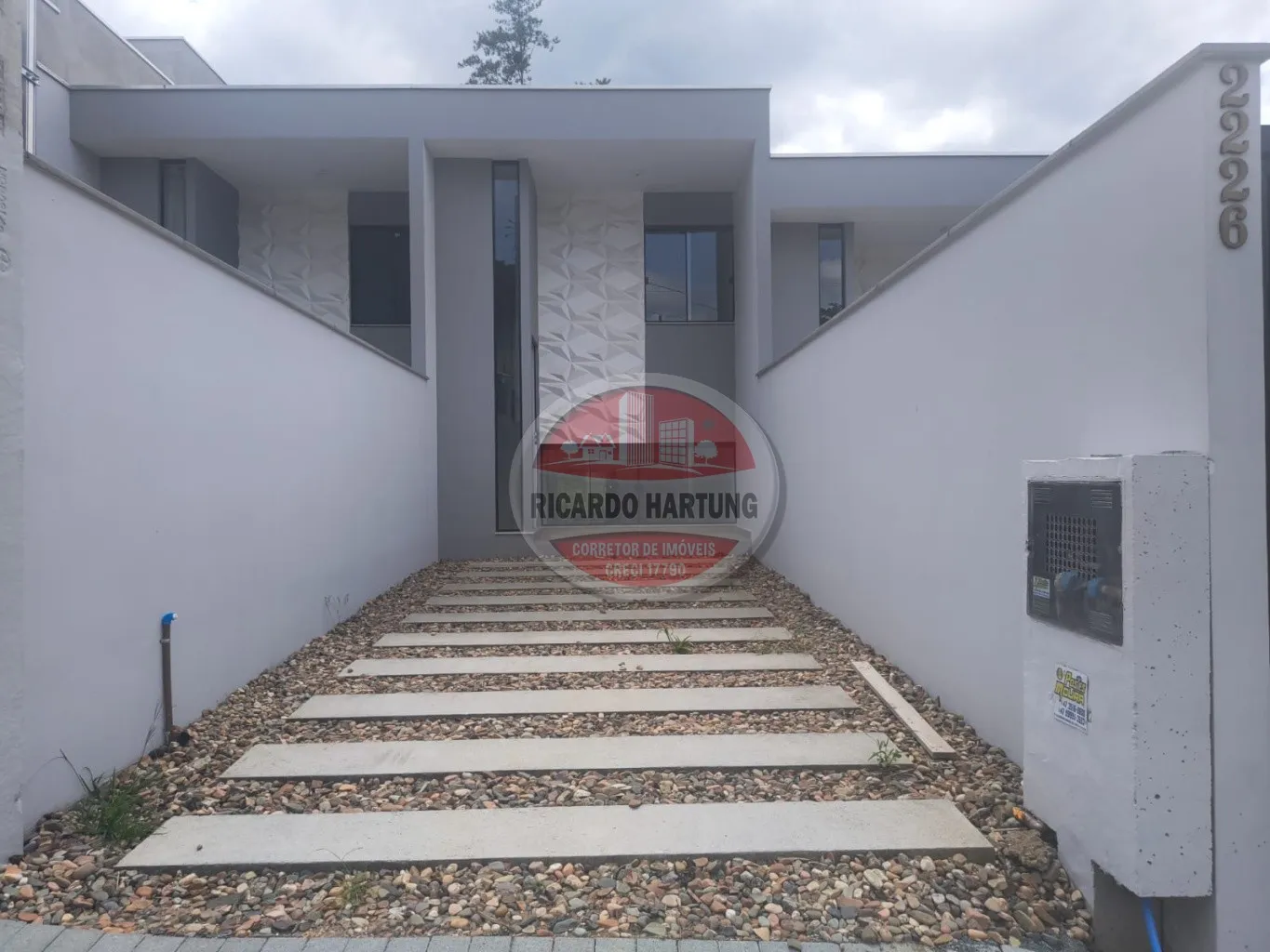 Foto de Casa à venda com 2 quartos, sendo 1 suíte, 2 vagas, 71m² no Passo Manso, Blumenau