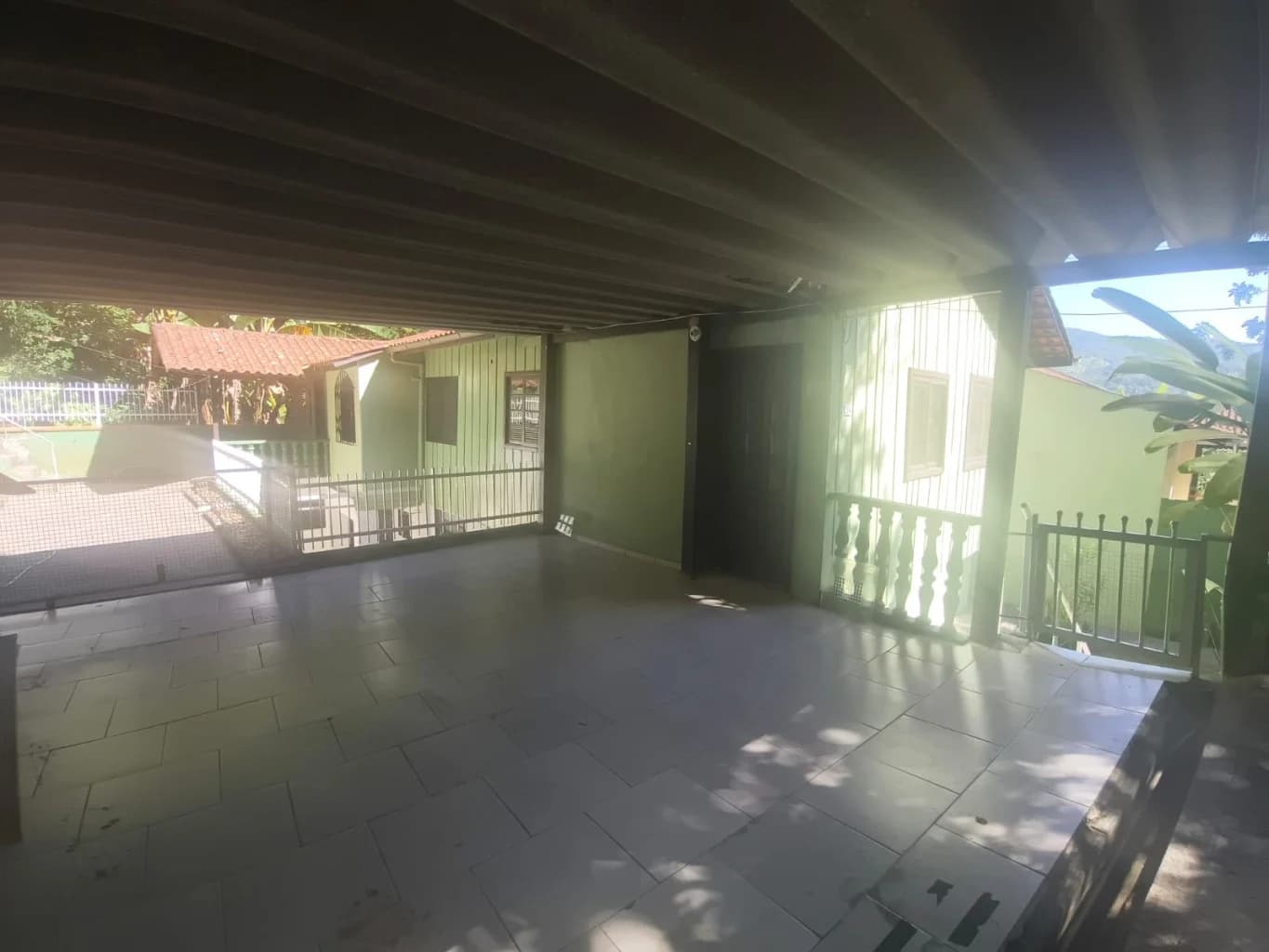 Casa à venda com 4 quartos, sendo 1 suíte, 2 vagas, 222m² no Garcia, Blumenau