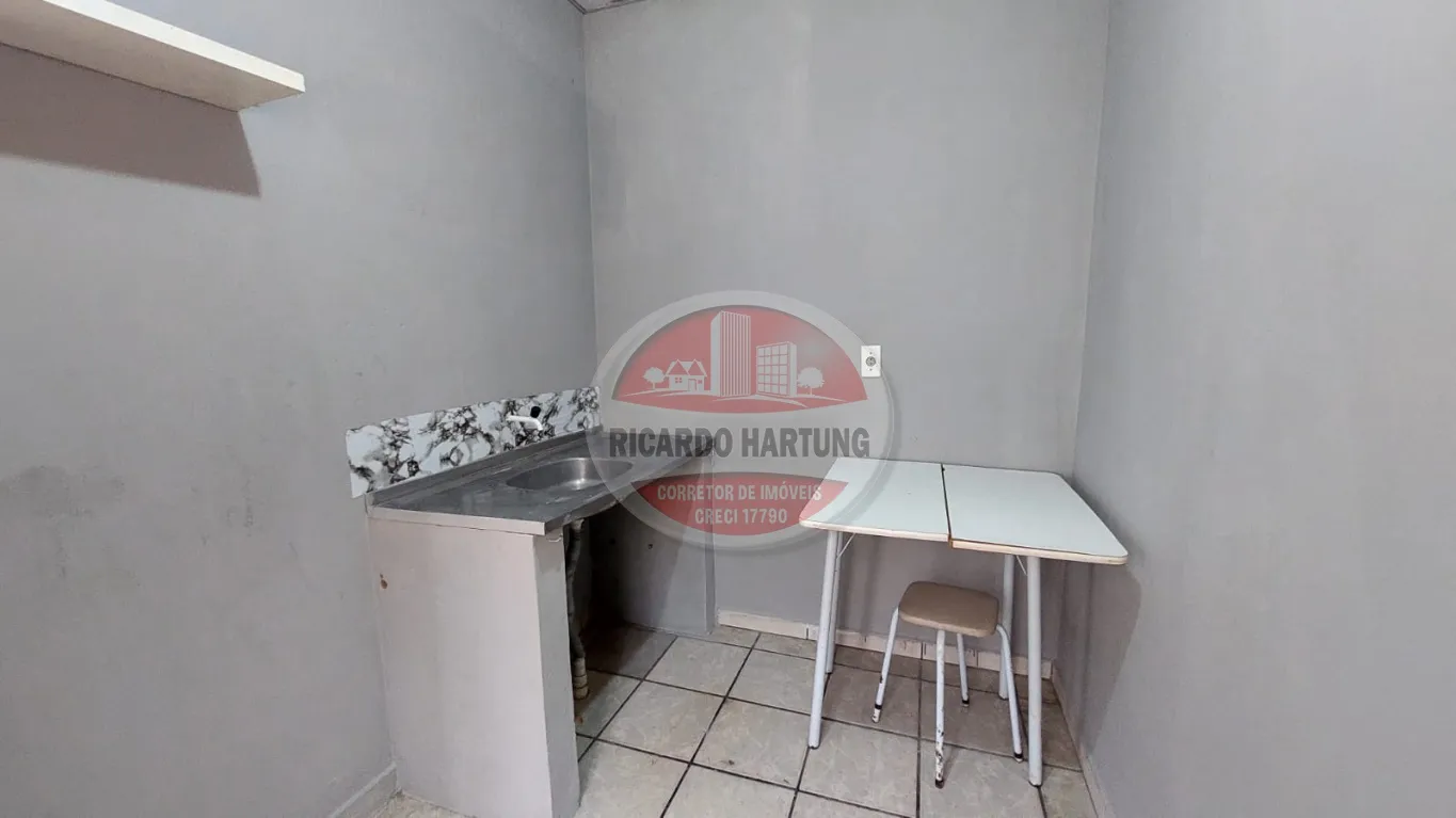 Casa à venda com 4 quartos, 4 vagas, 744m² no Glória, Blumenau