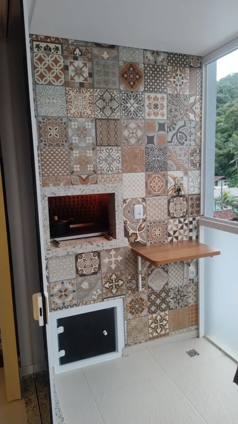 Apartamento à venda com 2 quartos, sendo 1 suíte, 2 vagas, 75m² no Garcia, Blumenau