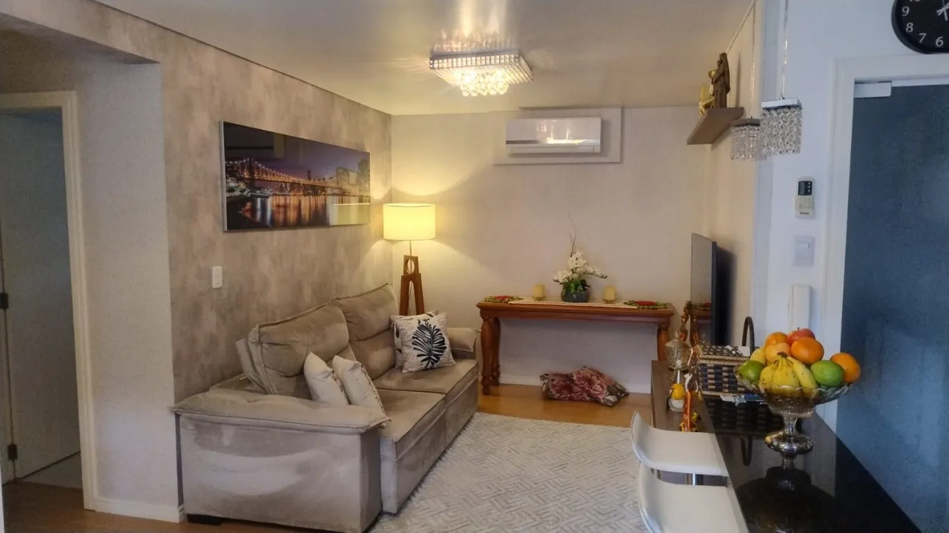 Apartamento à venda com 2 quartos, sendo 1 suíte, 2 vagas, 75m² no Garcia, Blumenau
