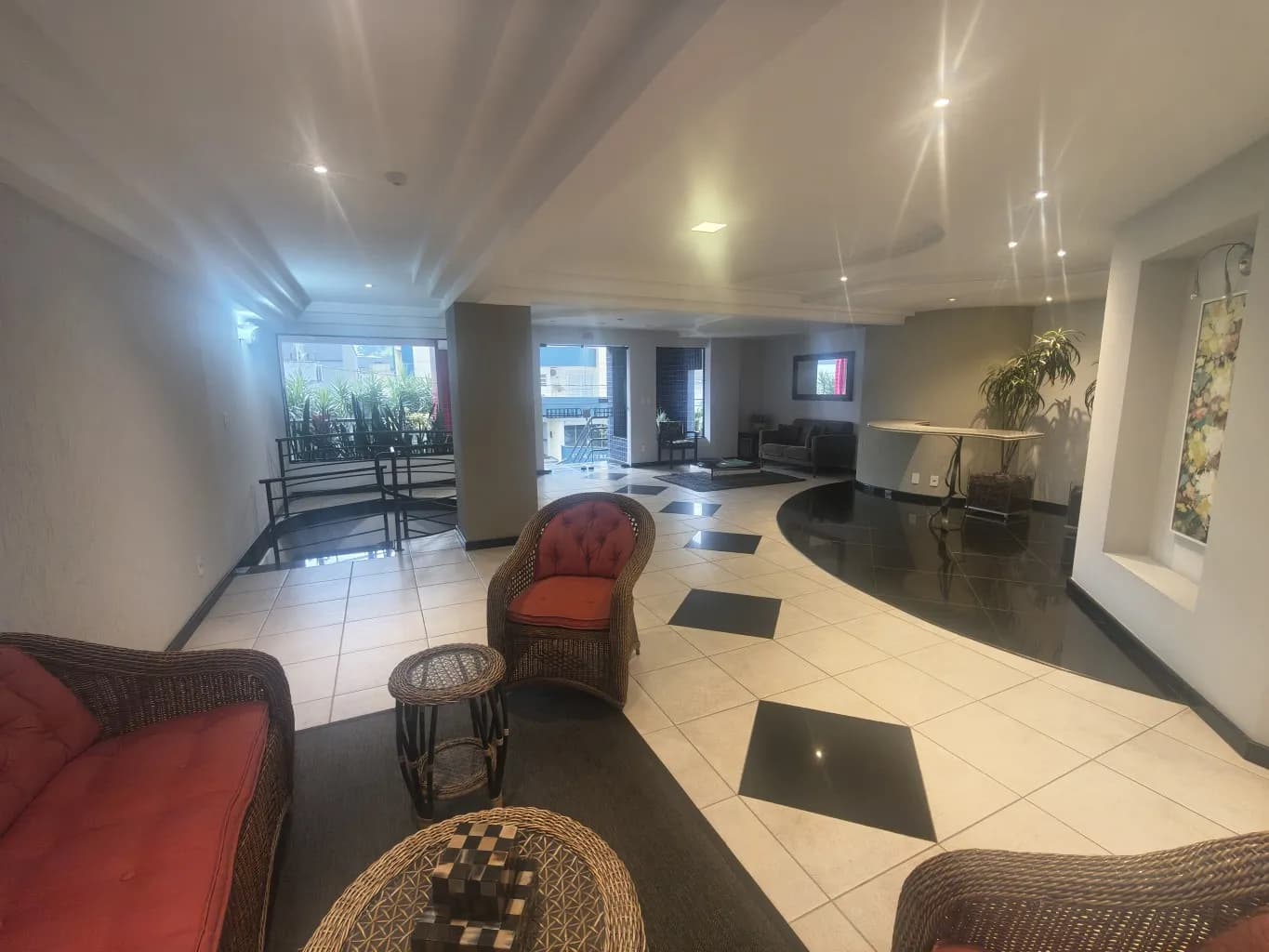 Apartamento à venda com 3 quartos, sendo 3 suítes, 2 vagas, 144m² no Victor Konder, Blumenau