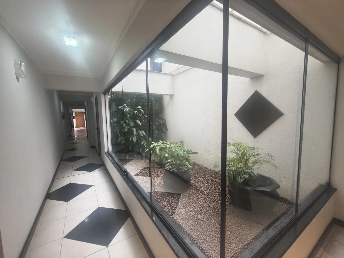 Apartamento à venda com 3 quartos, sendo 3 suítes, 2 vagas, 144m² no Victor Konder, Blumenau
